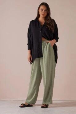 YOURS - Pantalon Vert Olive Plissé En Lin 10 YOURS - Pantalon Vert Olive Plissé En Lin -Evans Boutique fa8bbb94 3fd6 4c 310014 A