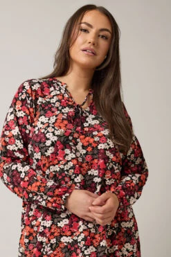 EVANS Curve Orange Ditsy Floral Tie Neck Top 11 EVANS Curve Orange Ditsy Floral Tie Neck Top -Evans Boutique faf86fcb ec5f 4d 615711 D