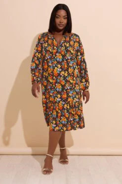 YOURS Curve Robe Mi-longue Noire Et Orange à Fleurs Et Col Noué 8 YOURS Curve Robe Mi-longue Noire Et Orange à Fleurs Et Col Noué -Evans Boutique fc7bc509 1eba 4d 175235 B