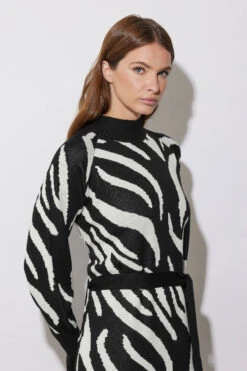 STAR Black Zebra Jumper Dress 11 STAR Black Zebra Jumper Dress -Evans Boutique ff262d24 7d03 44 110607 D