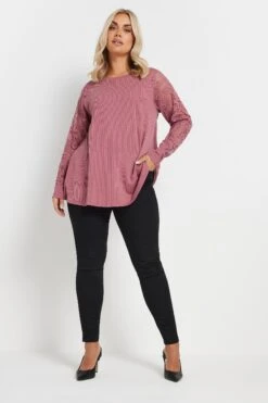 YOURS - Top Rose En Dentelle Manches Longues 10 YOURS - Top Rose En Dentelle Manches Longues -Evans Boutique ffba4bcb 679e 4f 322238 B